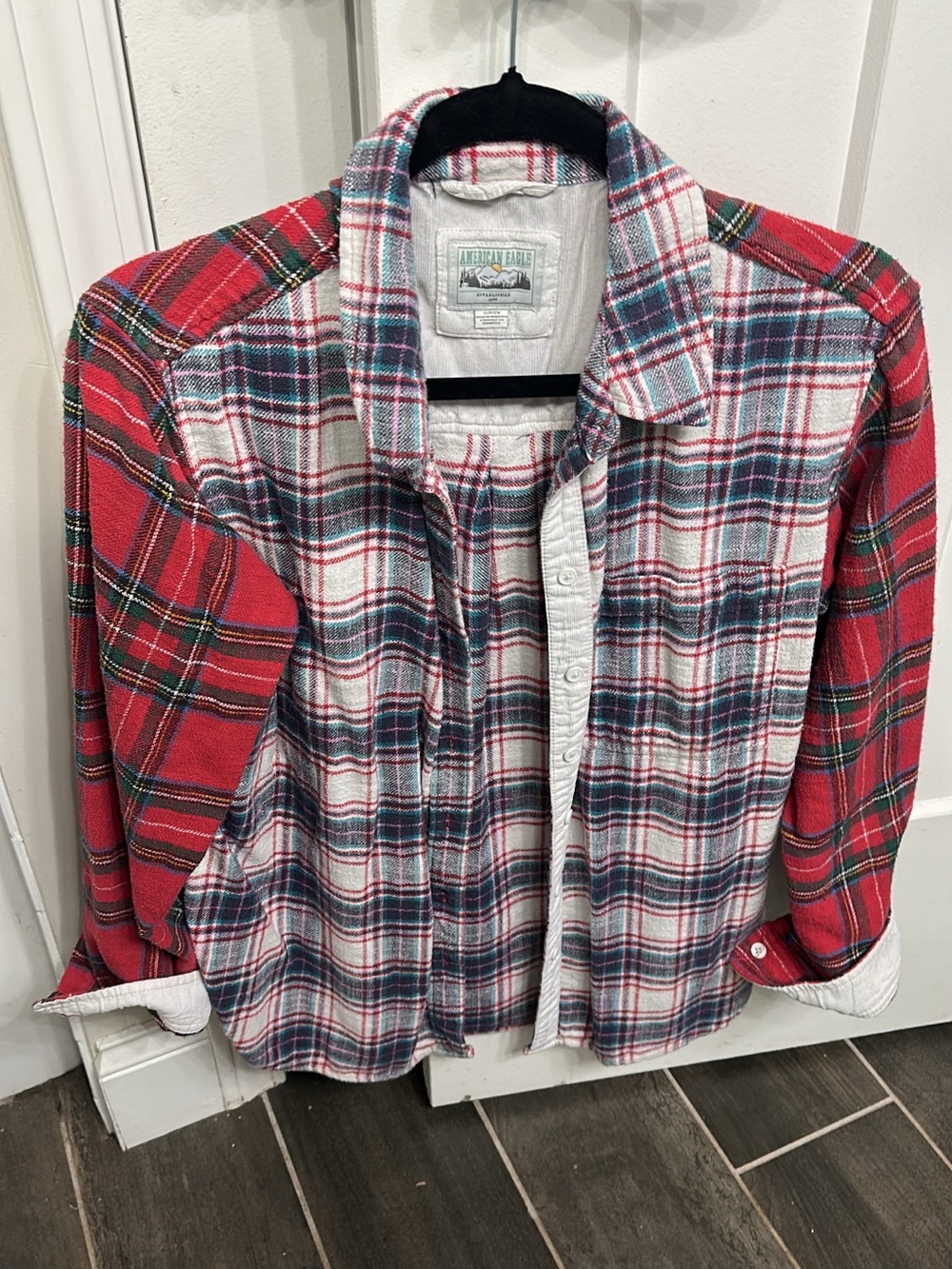 American Eagle Outfitters Red White and Blue Plaid Button-Down Shirt